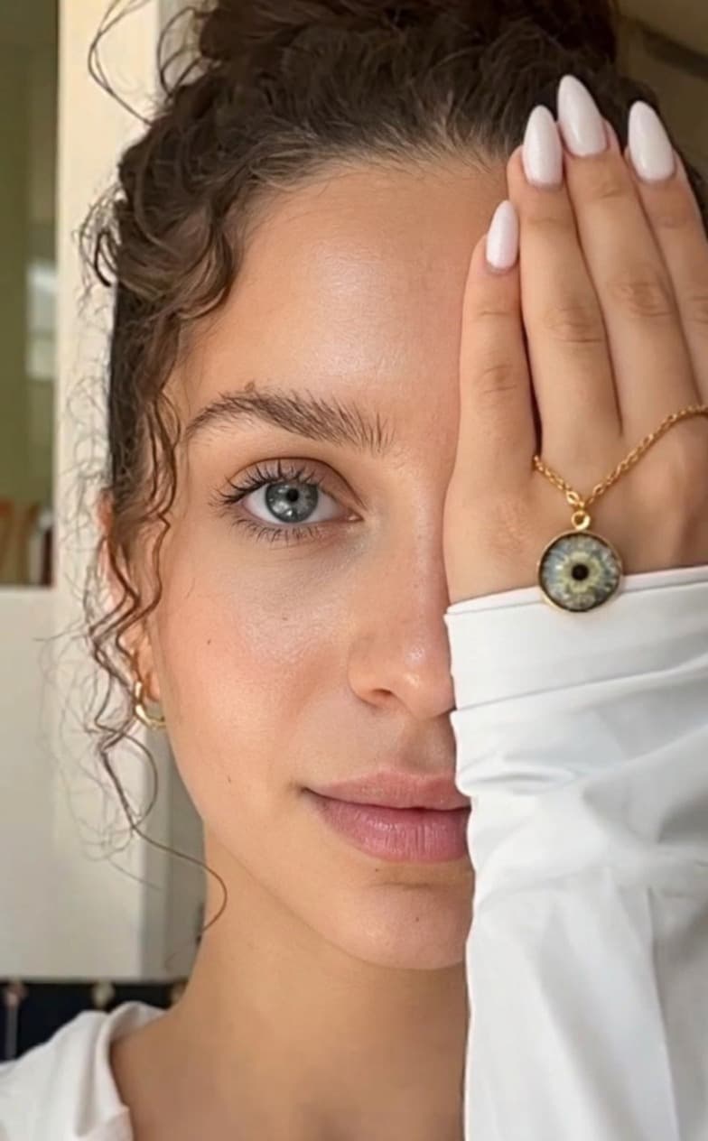 سلسال من رسمة العين